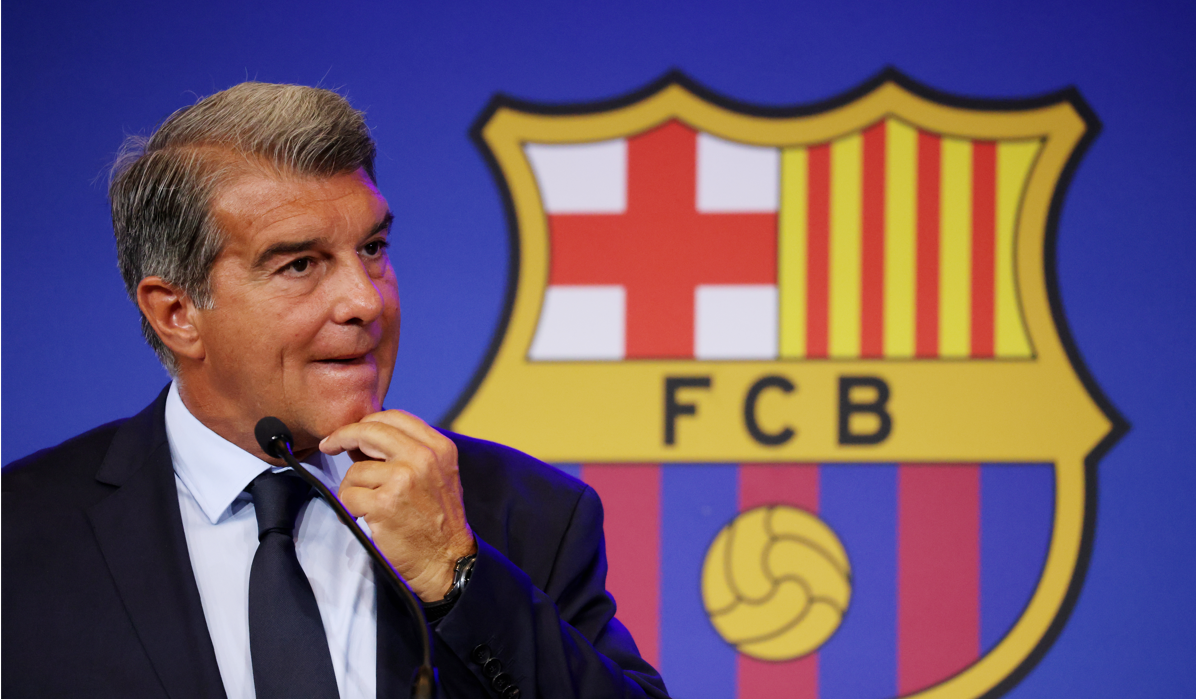 Joan Laporta é reeleito presidente do Barcelona com 68% dos votos