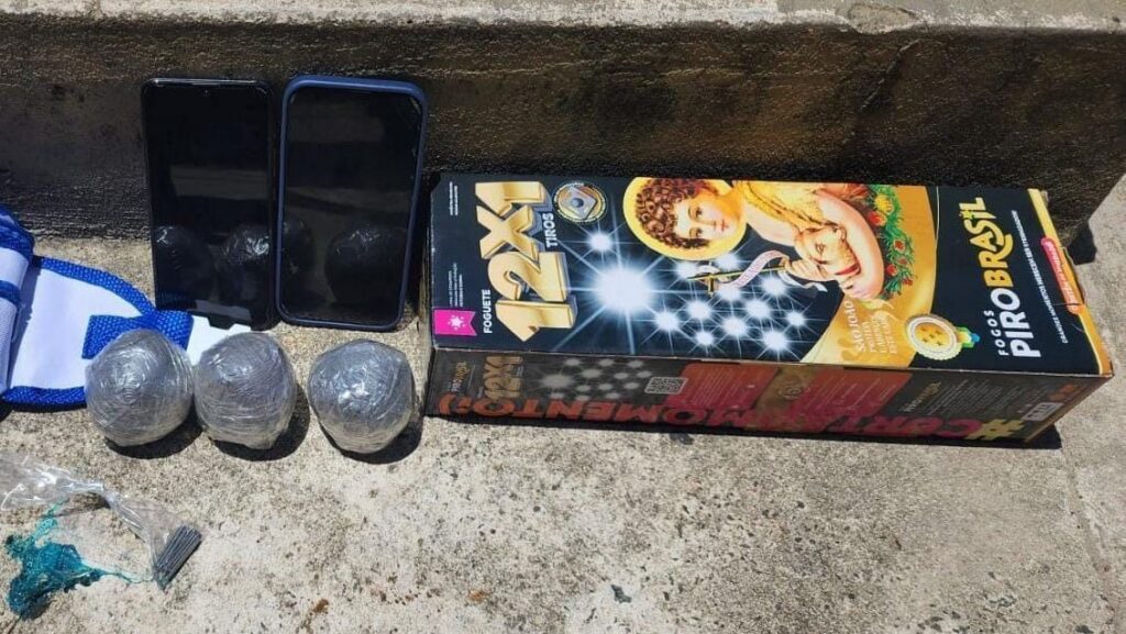 Membros de torcida organizada são detidos com bombas em Salvador