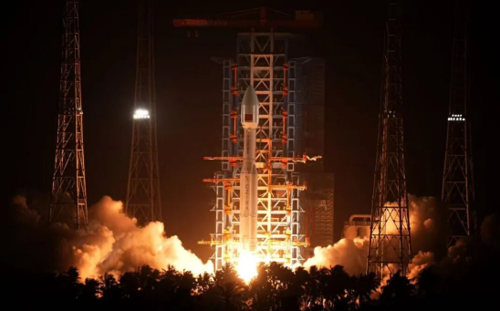 China despeja 20 novos satélites de internet para expansão global