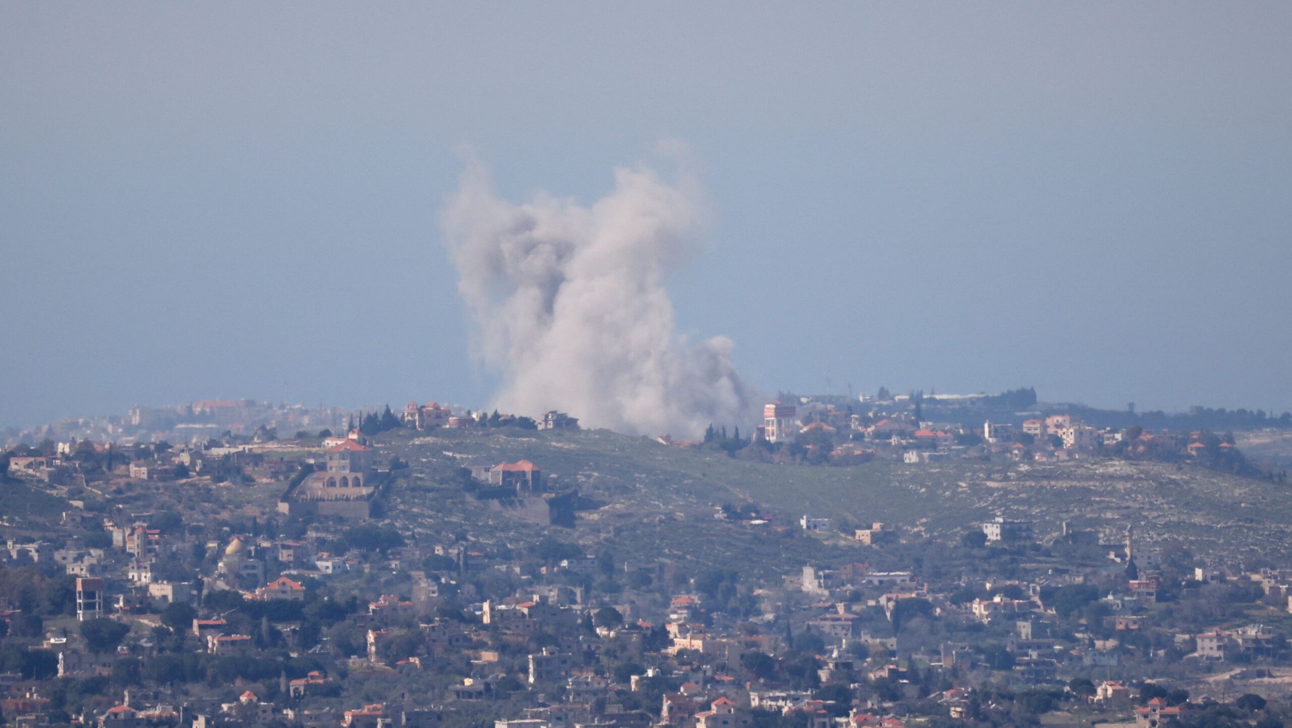 Líbano afirma que 40 morreram em ataques de Israel recentemente