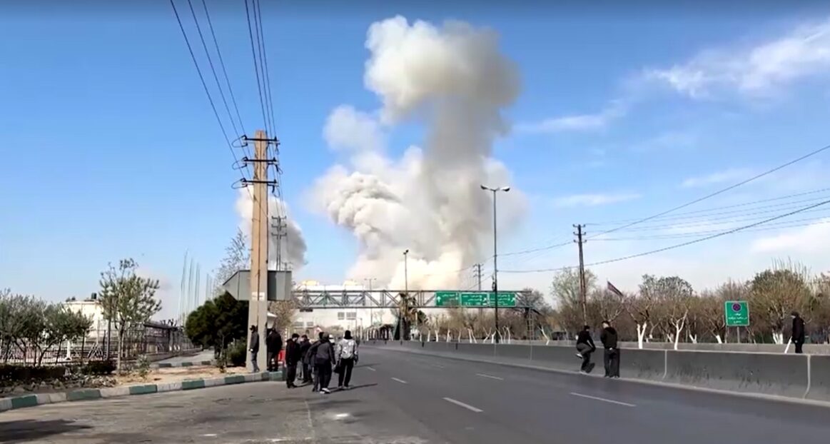 Guerra no Irã completa um mês e traz instabilidade regional