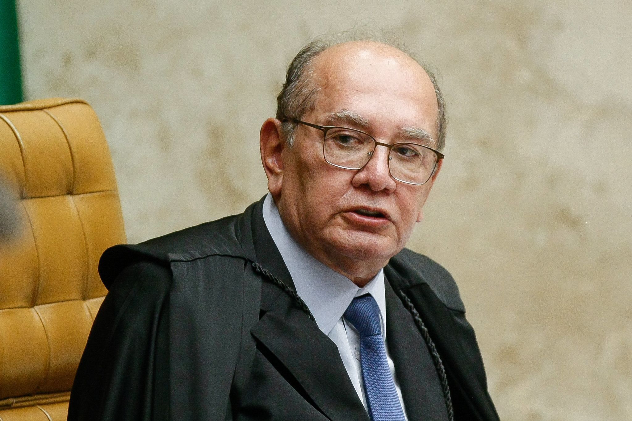 Parlamentares apresentam queixa-crime contra Gilmar Mendes por ataques