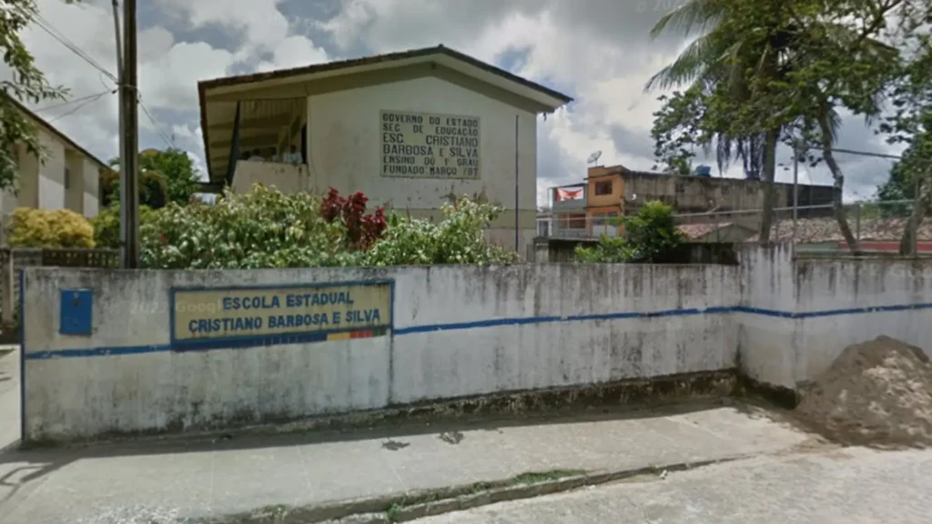 Garoto que esfaqueou colegas é alvo do MP por ato de violência