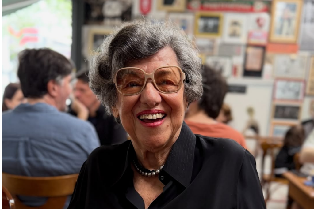 Ruth Rocha faz 95 e recebe homenagens de Walcyr e Mancha Verde