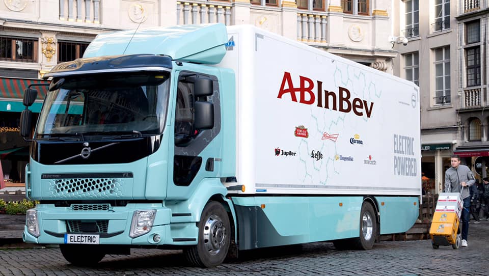 AB InBev eleva lucro e receita no 1º trimestre de vendas