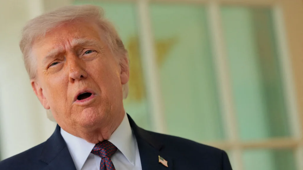 Trump anuncia tarifas de 25% e impacta setor automotivo europeu