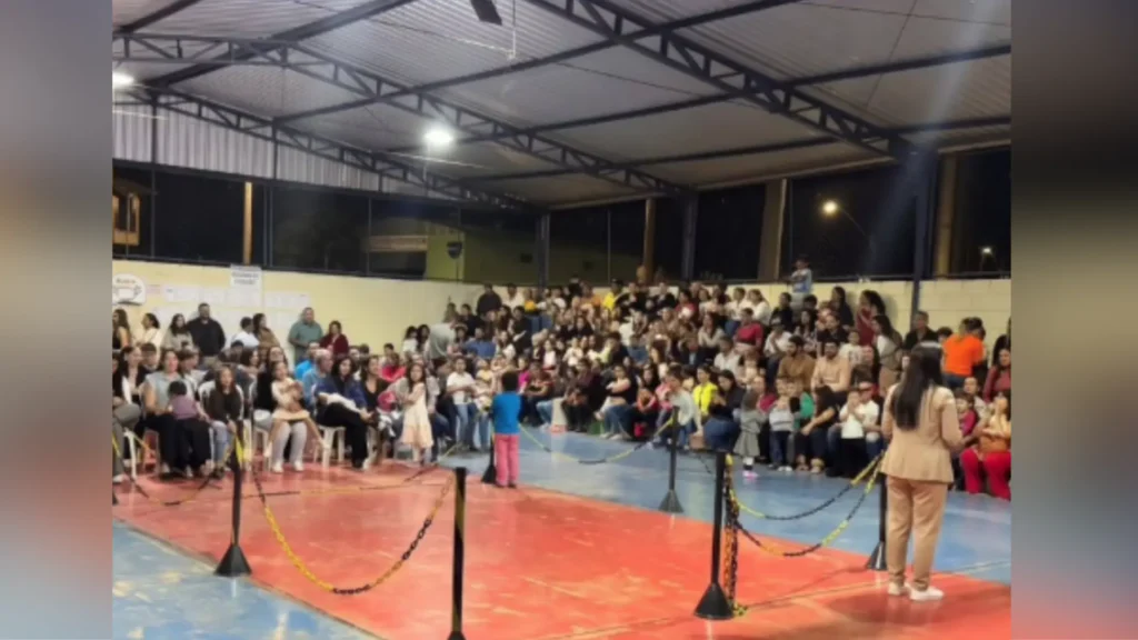 Cidade no interior de MG suspende aulas devido à Influenza.