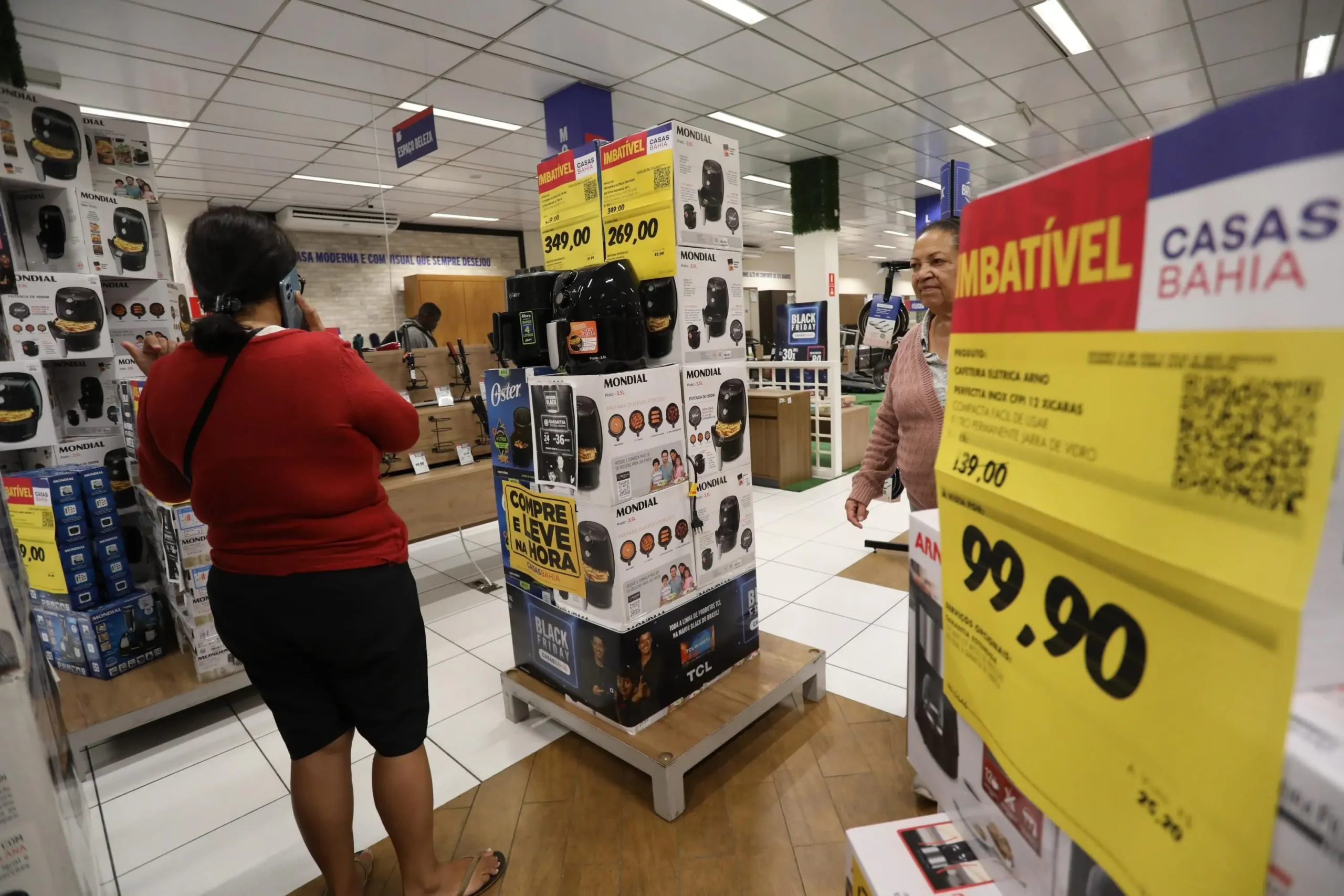 Regra para trabalho em feriados no comércio traz novas oportunidades