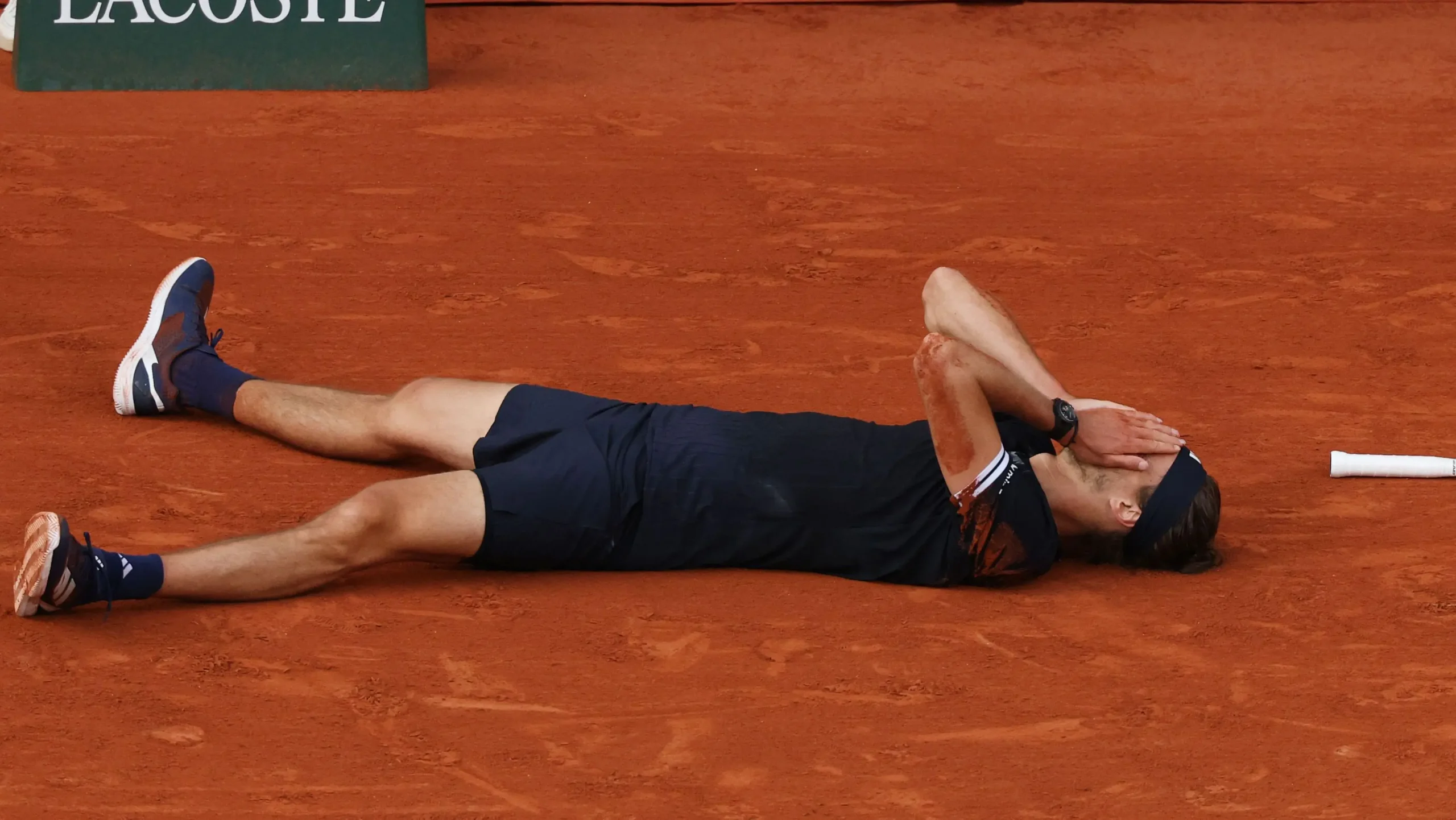 Zverev vence Cobolli e conquista primeiro Grand Slam em Paris