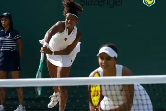Victória Barros e Naná são vices em Wimbledon 2023