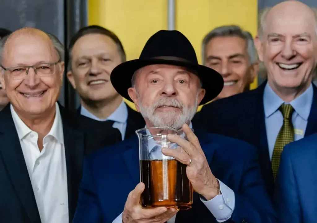 Lula volta a defender ampliação de investimentos em biocombustíveis para um futuro sustentável