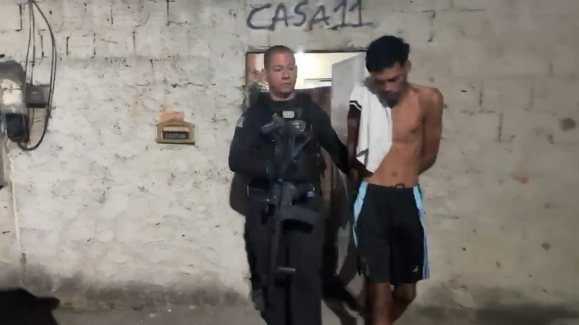 Operação mira grupo de roubos com veículos clonados no RJ e garante segurança