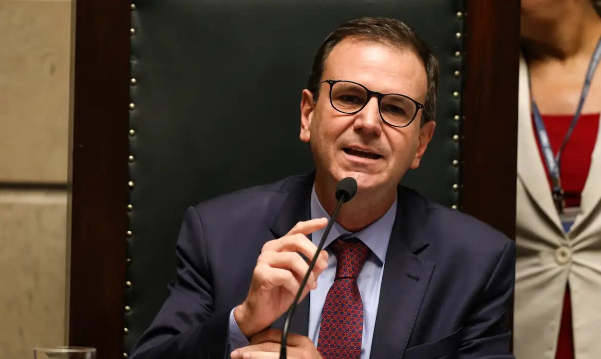 Paes desiste de ir a primeiro debate e impacta eleições no RJ
