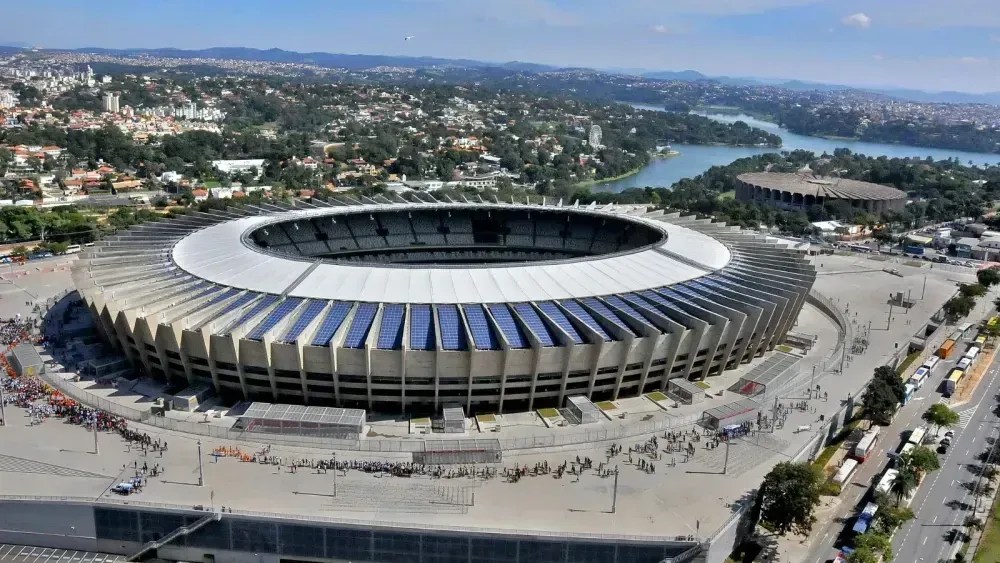 Governador não descarta venda do Mineirão ao Cruzeiro em 2023