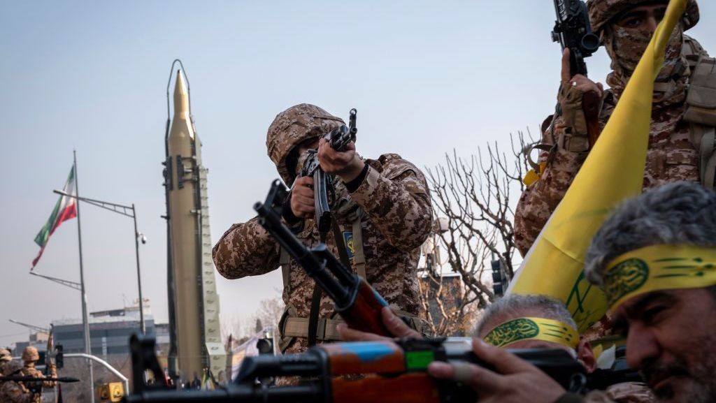 Guarda do Irã ameaça usar armas “mais destrutivas” em conflito