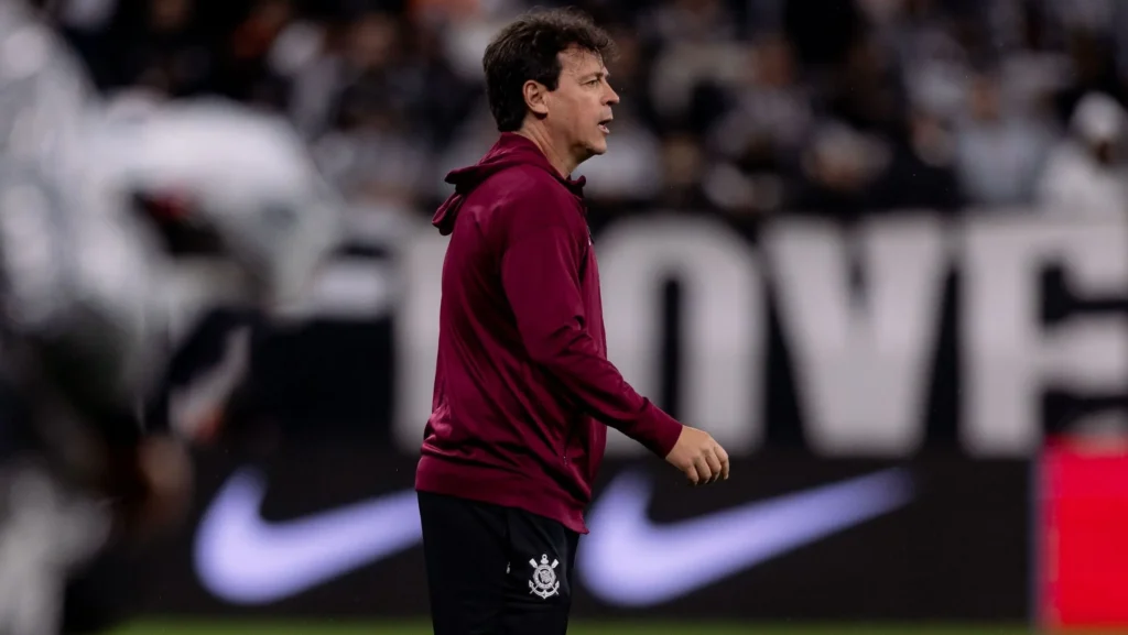 “Machuca muito”, desabafa Diniz sobre derrotas do Corinthians