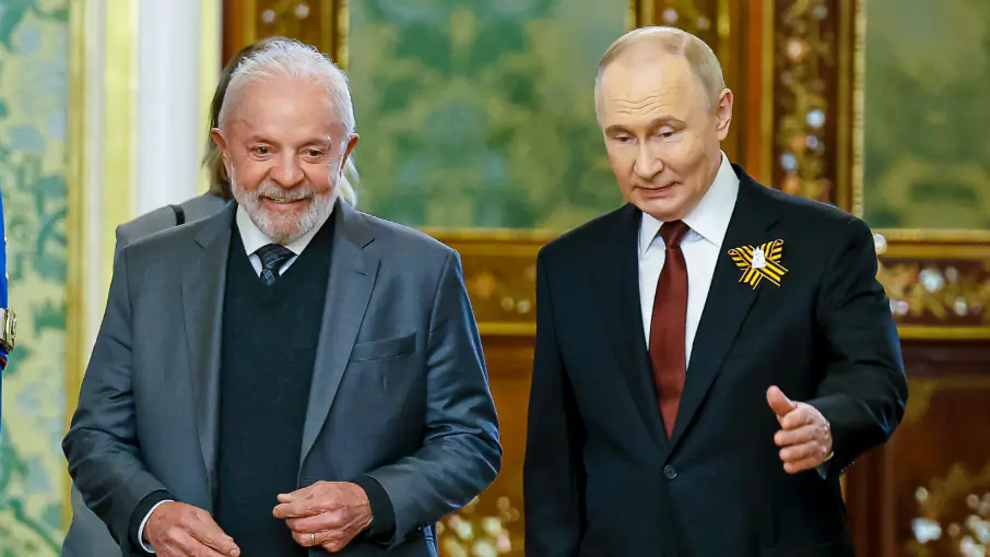 Putin envia mensagem a Lula: celebração entre povos amigos