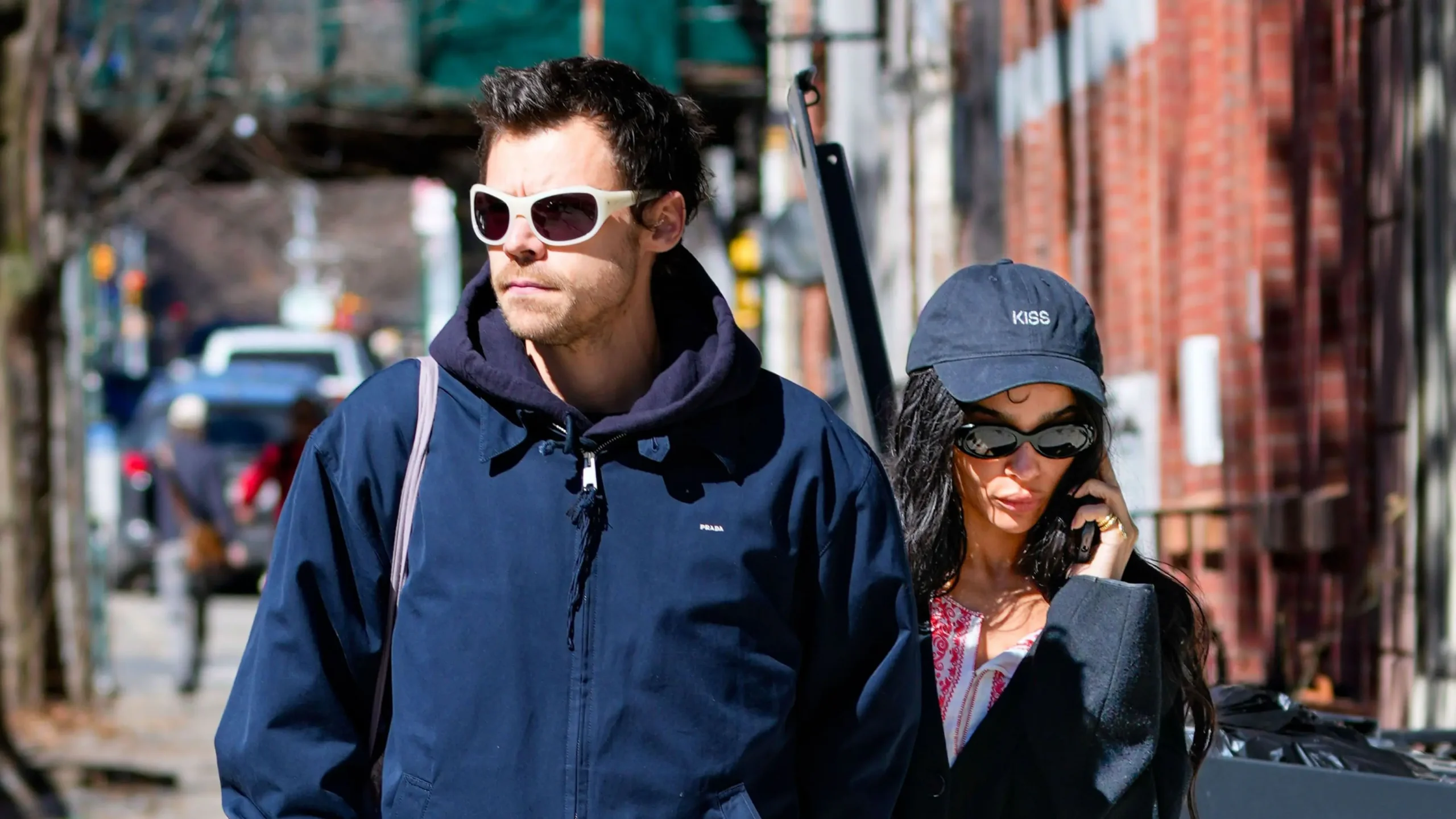 Após unfollow, Harry Styles e Zoë planejam casamento íntimo.