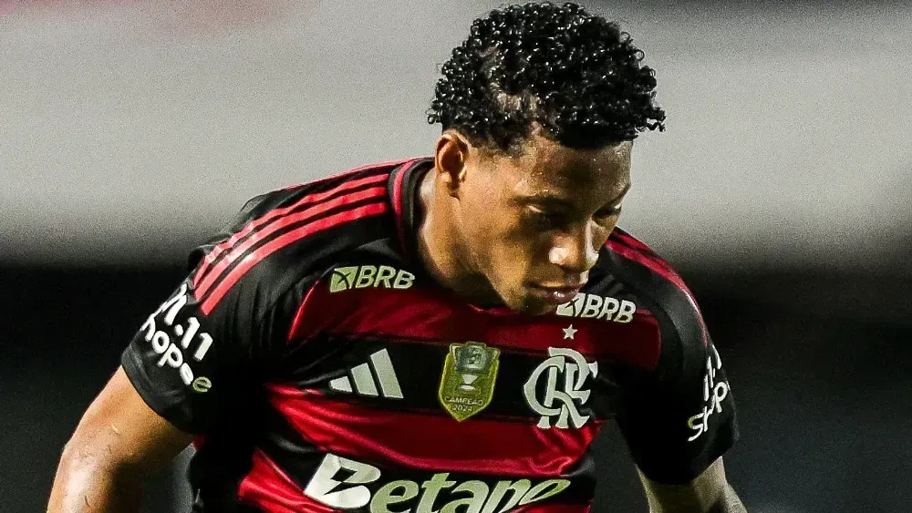 Plata se manifesta após polêmica e atraso no Flamengo: compromisso total