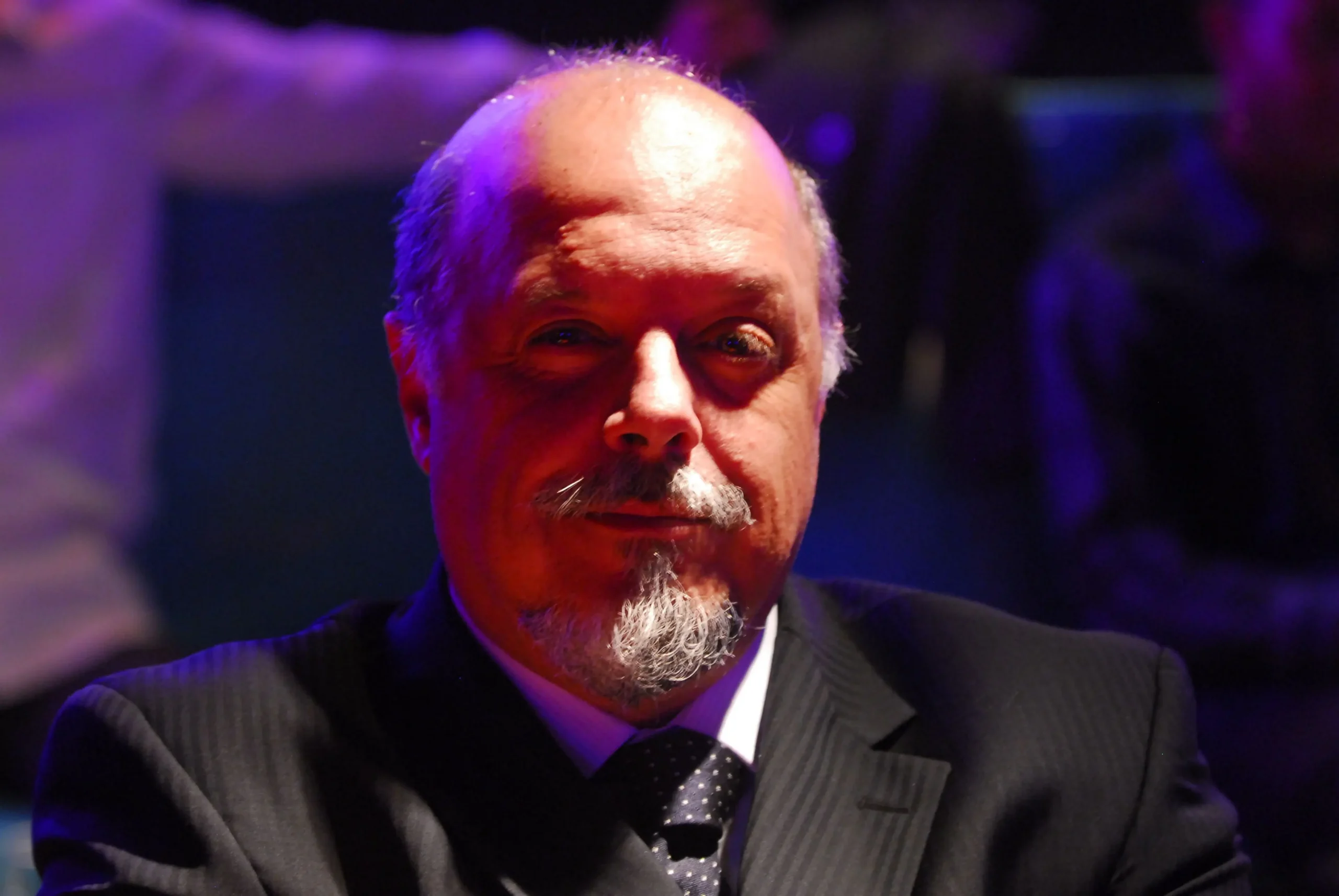 Morre Roney Facchini, um ícone da TV brasileira aos 73 anos