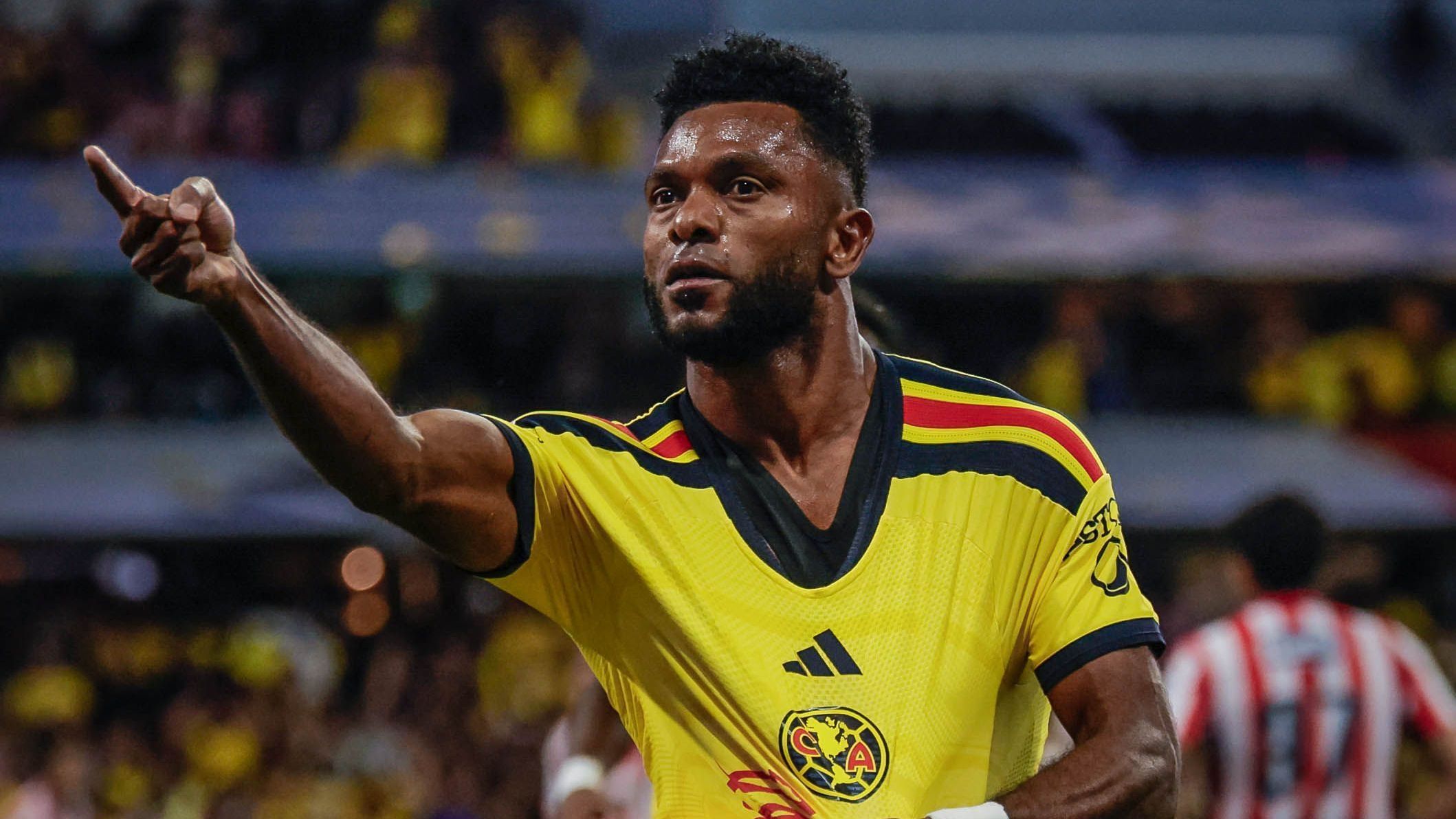 Ex-Palmeiras, Borja faz golaço de bicicleta e encanta no México