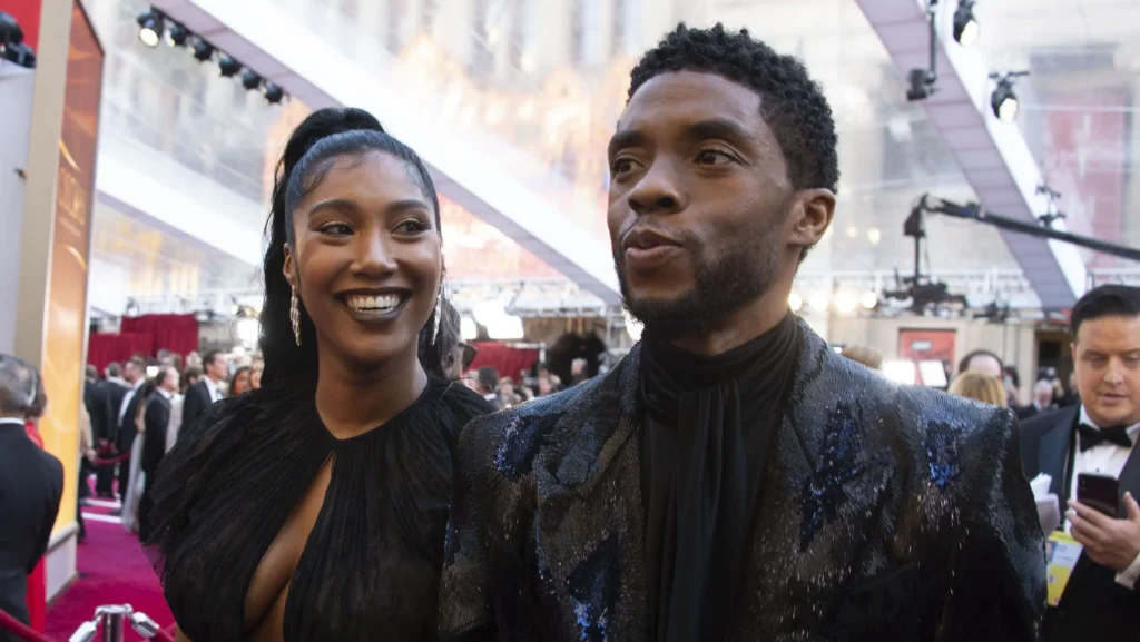 Viúva de Chadwick Boseman discute herança com família do ator