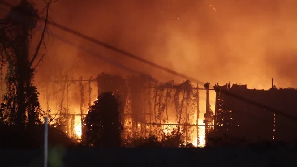 Incêndio atinge comunidade na Coreia do Sul e causa desastres