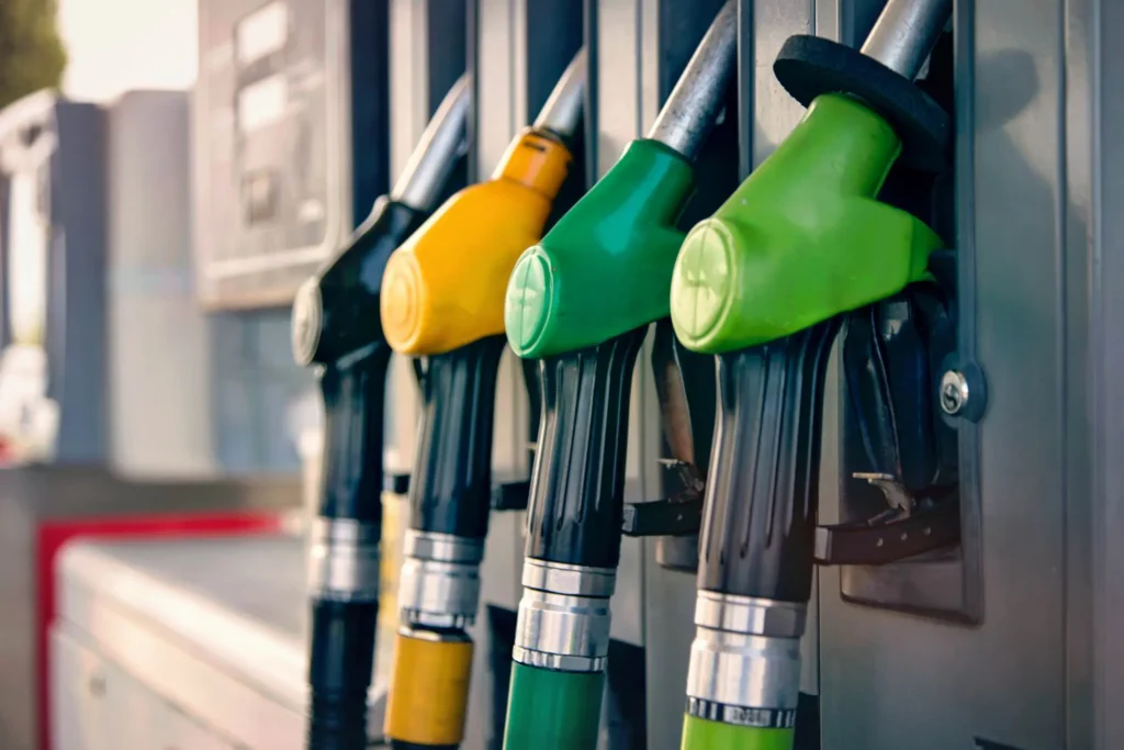 Merz critica acordo EUA-Rússia sobre diesel e defende Europa.