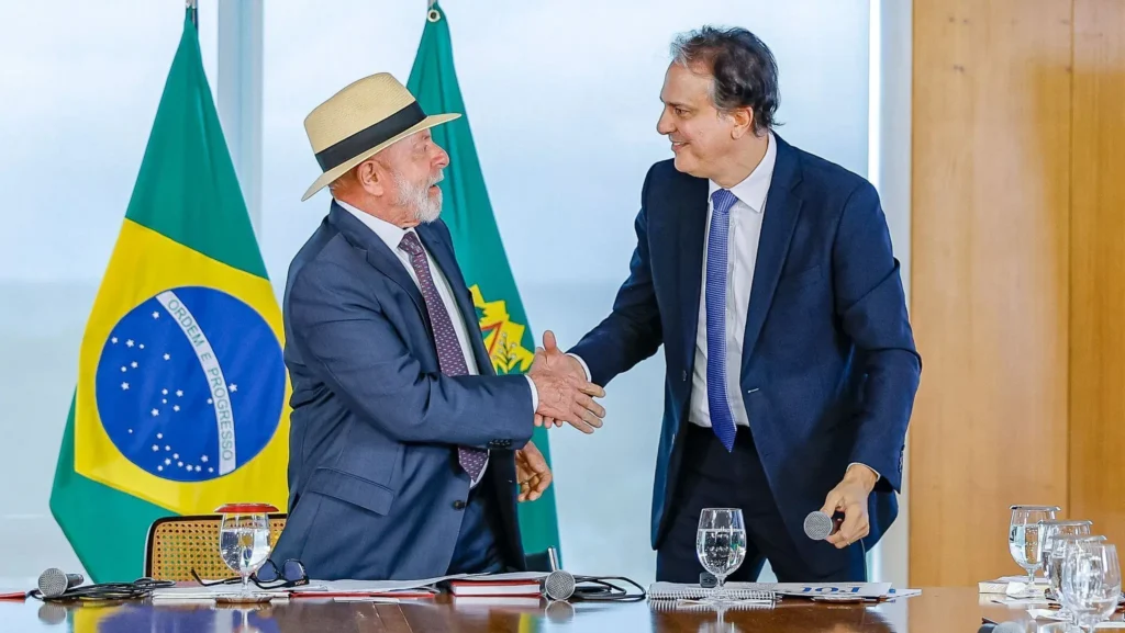 Lula mexe em comando da campanha e Camilo traz nova estratégia