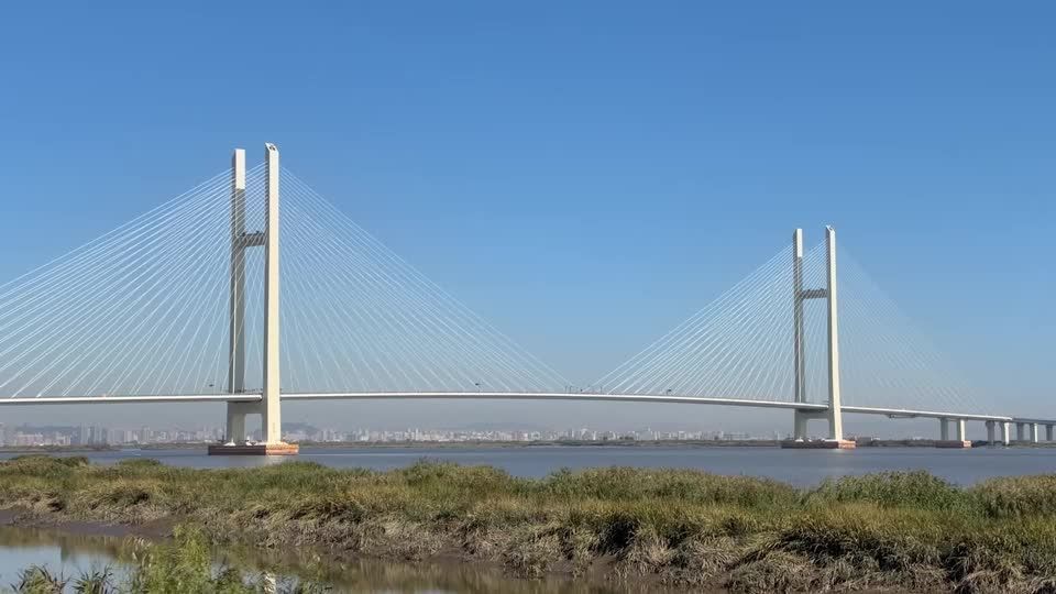 Nova ponte entre China e Coreia do Norte traz novos negócios