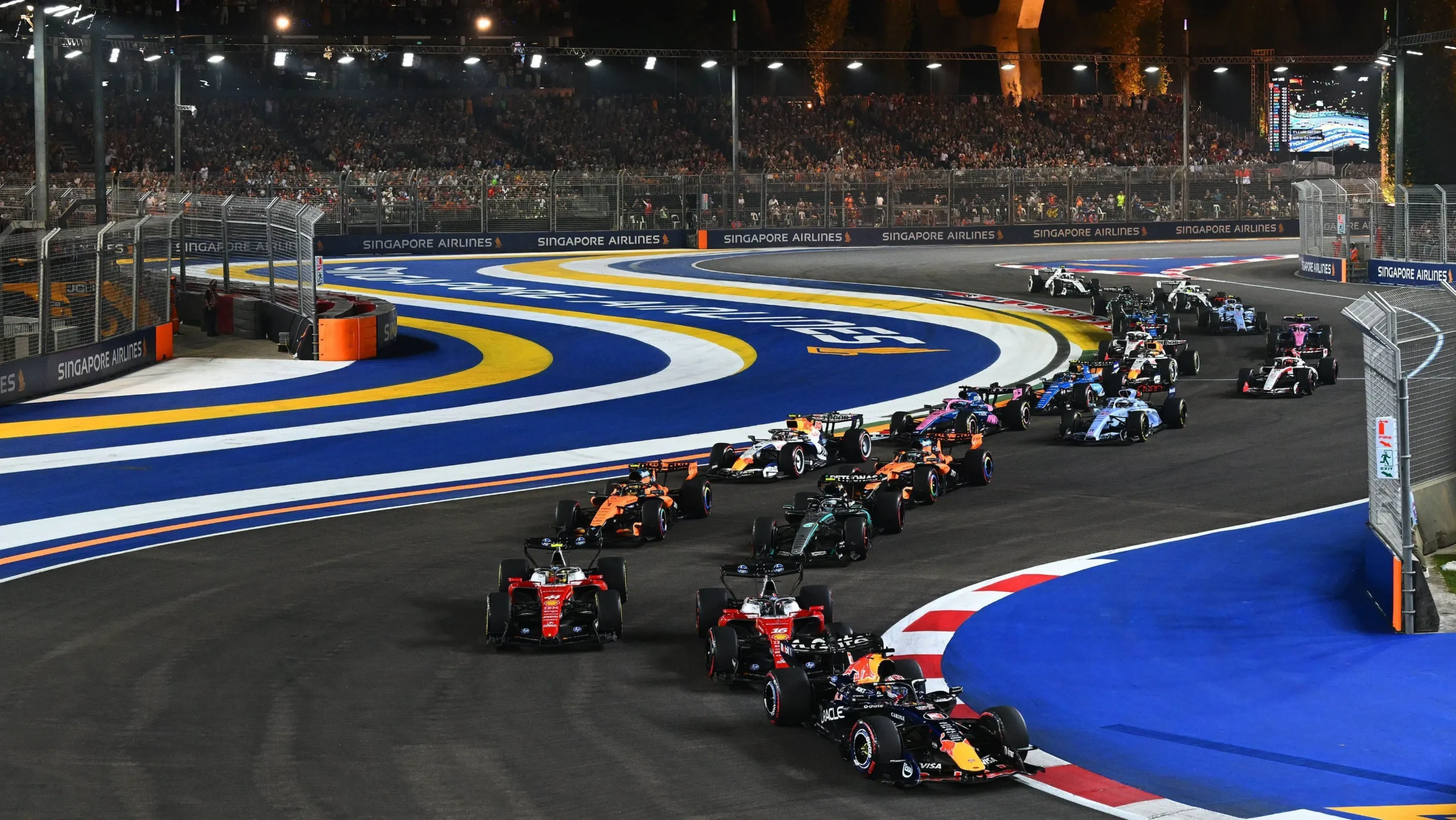Max Verstappen conquista primeira vitória da carreira no GP de Singapura e brilha