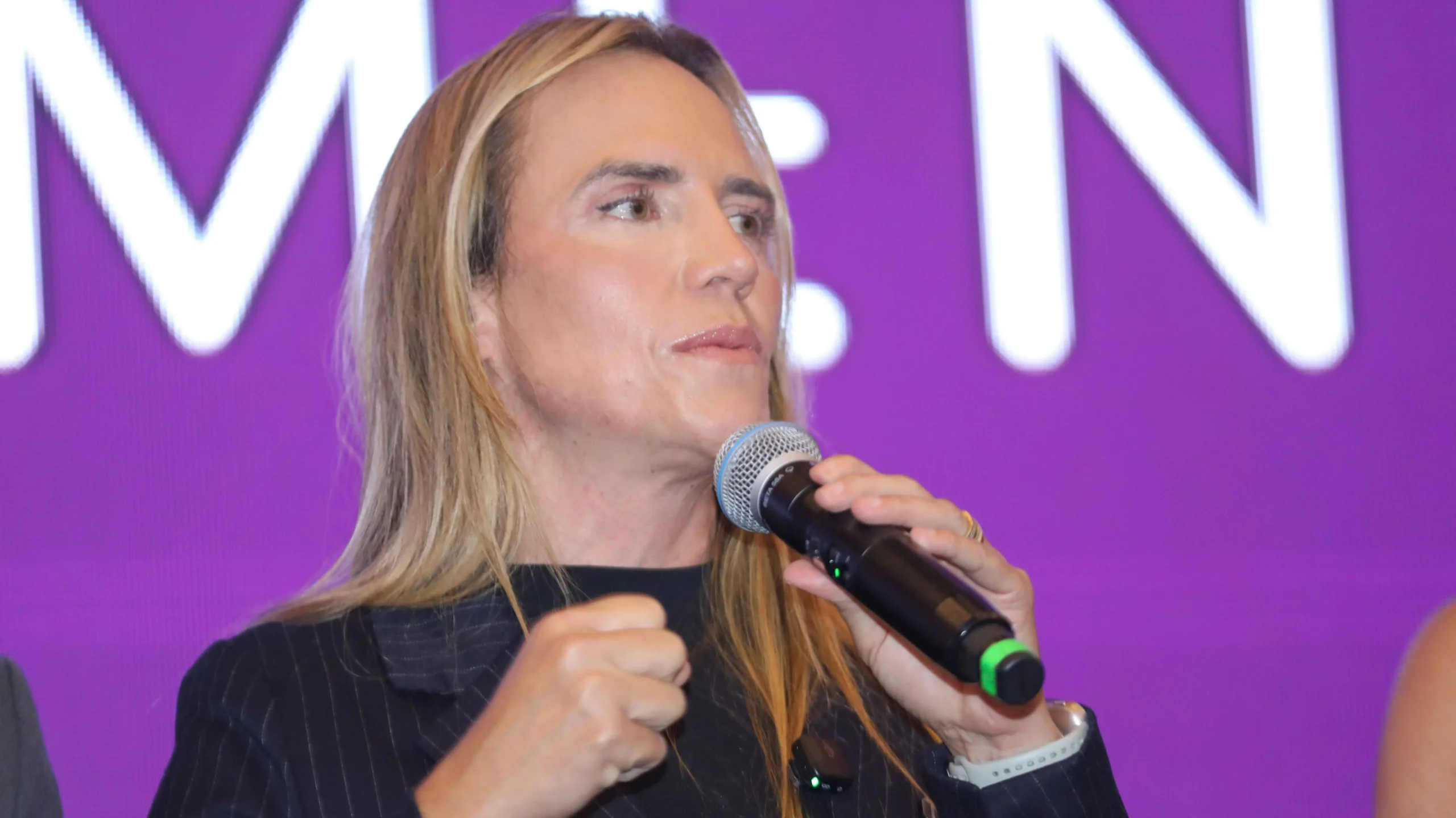 Celina Leão vota no 2º turno e confirma sua candidatura ao DF