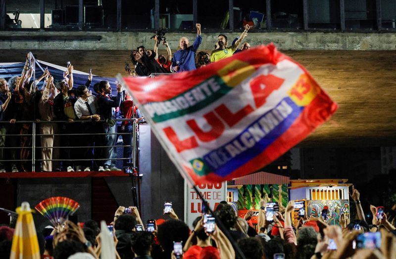 Investidores esperam queda das ações e do real após reeleição de Lula: o que você precisa saber